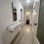 Comfy By Homing Apartmán *